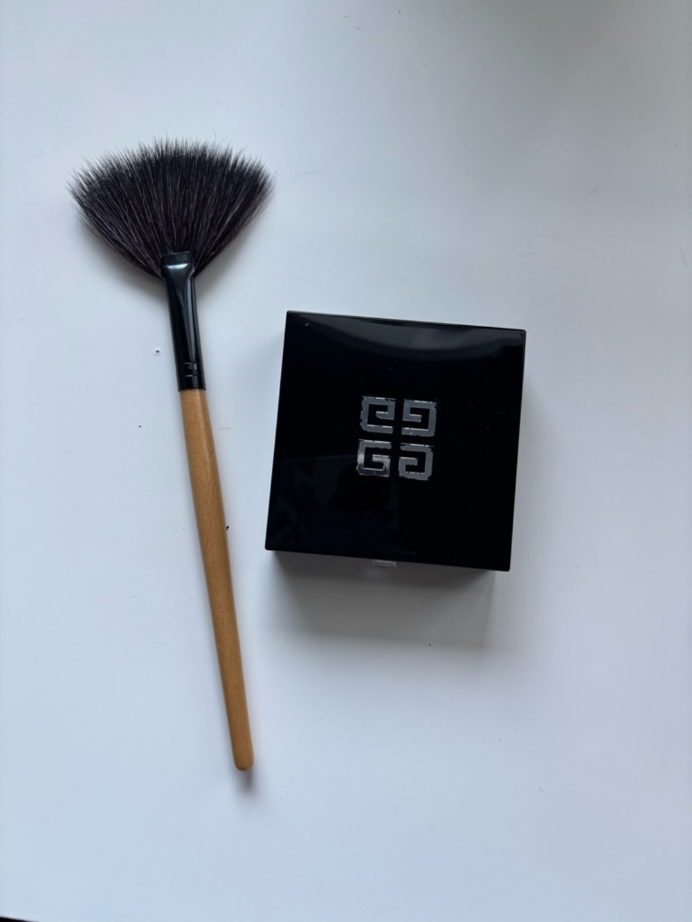 Givenchy Shimmer Powder Compact in Shimmery Pink and Black